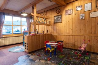 Jungfrau Lodge, Swiss Mountain Hotel - Grindelwald - 3