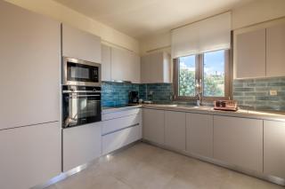 3 Bedroom Villa with Stunning Sea View & Private Parking - Elia - 1