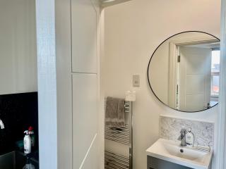 Lovely self contained studio now available - Londra - 3