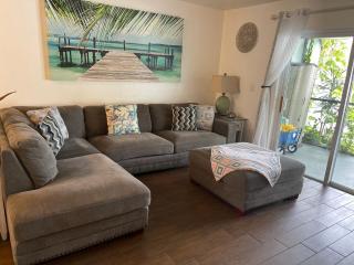 Beautiful Bright & Sparkling 2Bed 1Bath Beach Retreat - Unit 212 - Cocoa Beach - 8