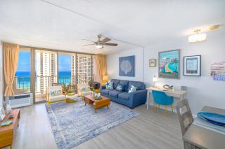 Waikiki Upscale 1 BR - Ocean Views - Parking - 4