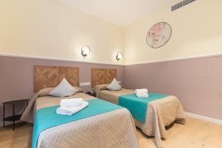 Hostal Evocare Madrid - 9