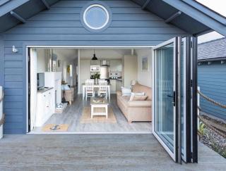 Oreo Shack at The Bay Filey, sleeps 4-5 , pet-free - Filey - 0