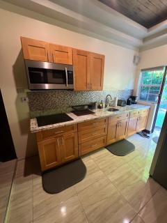 Kingston Oasis One Bedroom - Kingston - 3