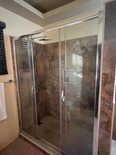 Kingston Oasis One Bedroom - Kingston - 1