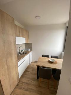 Apartman LED-Treska - 1