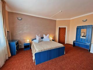 Hotel Belvedere - Piatra Neamţ - 4
