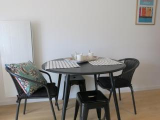 Appartement rénové avec balcon, parking et accès direct à la plage de Trestraou - Perros-Guirec - FR-1-368-260 - 5