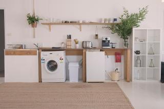 Light and airy studio - 4