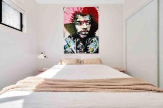 Spacious modern 3 bdr home minutes from beach - 6