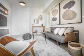 High End & Design with Balcony by FeelHome - 3