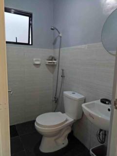 Gavin Guest House - 1