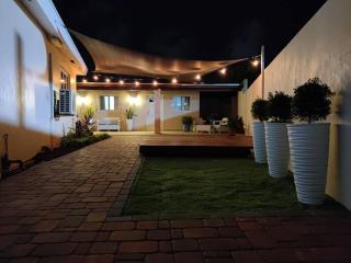 Palm Beach Paradise Vacation Rental - Palm-Eagle Beach - 0
