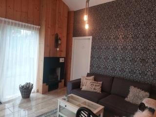 Cosy Petten, Family only - 1