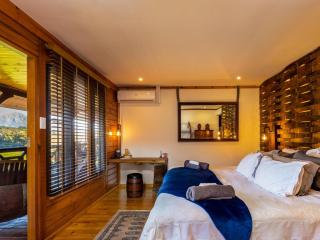 The Log Cabin Lodge - Stellenbosch - 7