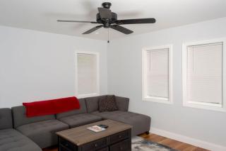 Queen Bed - Boston - RM 3 - 6