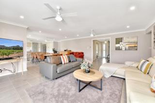 Marignano Country Homestead - Broke - 8
