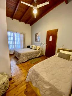 HOSTERIA ISABEL Departamentos y Habitaciones con baño privado - Las Grutas - 4