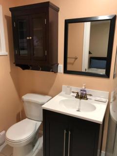 Shady Willow Guest House - SMALL Private Units for Tourists & Travellers - 4