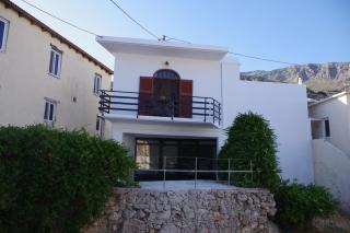 Kabana, a unique house in Sellia - 7