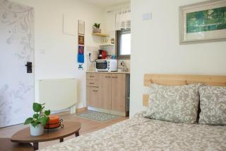 Connected Guest House - Amirim - 3