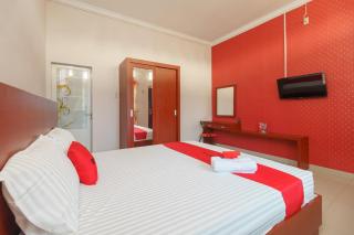 RedDoorz Syariah near UISU Medan - Medan - 7