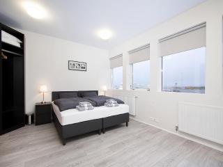 KEF Guesthouse by Keflavík airport - 0