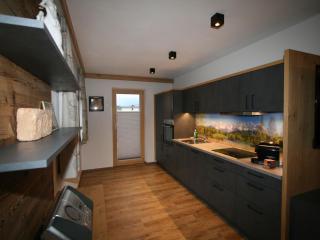 Apartment Erzherzog's Apts-Zillertal Kaiser Lodge by Interhome - Uderns - 3