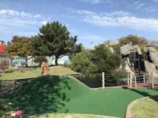 Tiffanie by the Sea 128C - 3