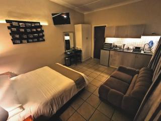 Cozy Manor Guestrooms - Lyttelton - 8