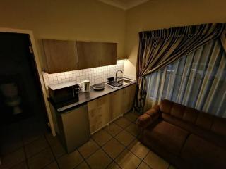 Cozy Manor Guestrooms - Lyttelton - 6
