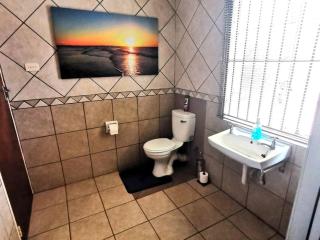 Cozy Manor Guestrooms - Lyttelton - 4