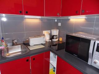 Luchon T2 Centre Ville avec Balcon Sud et Parking - Animaux Admis - FR-1-313-194 - Luchon - 9
