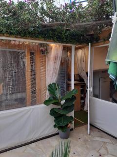 NOUVEAU ! Chambre d'Hôte Insolite PRIVEE " CŒURS DE PIRATES à BALI EN PROVENCE" SPA SAUNA MASSAGES dans cadre EXOTIQUE d'Aménagements EXTÉRIEURS D'EXCEPTION ÉTÉ comme HIVER BIENVENUE !!! - Cavalaire-sur-Mer - 4