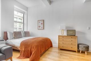 FiDi Studio w Gym Roof deck Speakeasy NYC-78 - New York - 4