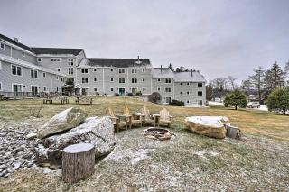 Cozy Ski-InandSki-Out Condo on Magic Mountain - Londonderry - 8