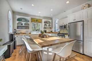 Walk to Downtown: Pet-Friendly Millerton Home! - 1