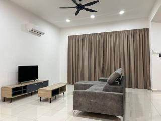 One Family Kajang East Homestay - Semenyih - 0
