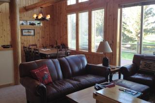 Cabin on the Green - Redmond - 3
