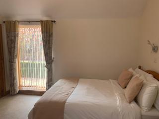 Meals Farm Holiday Cottages - The Stables - North Somercotes - 4
