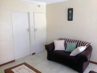 2 bed guesthouse in Mabelreign - 2012 - Harare - 0