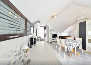 Apartments Sanda 2 - Promajna - 6