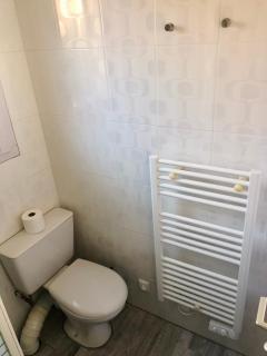 Appartement duplex lumineux idéalement situé - Arès - 1