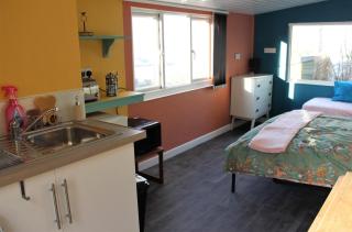 Redwood Lodge, Dee Valley Stays - cosy microlodge with detached private shower & WC - 3