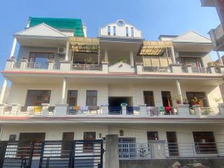 Negi Lodge Chandigarh - 6