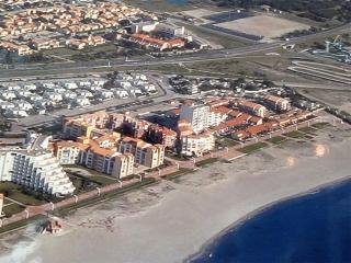 T2 Bord de Mer - 4 Pers - 50m Plage - 150m Commerces - Parking - TV - FR-1-81-228 - 1