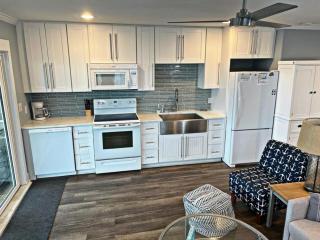 Sea-clusion House - Surf City - 0