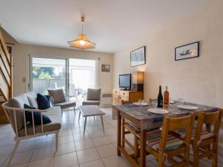 Locmariaquer : Maison 3 pièces avec jardin, véranda et parking à 900m de la plage, pour 4 personnes - FR-1-477-36 - Locmariaquer - 5