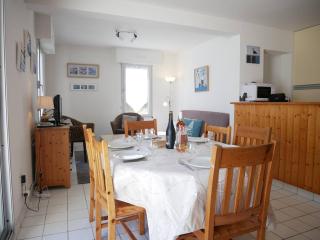 Appartement à Carnac: 3 pièces, 6 pers, 45m², Wifi, proche plages, terrasse, garage - FR-1-477-70 - Carnac - 1