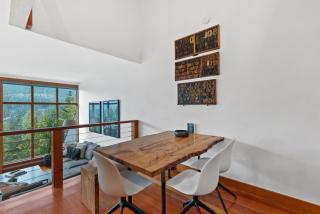 Whistler 'Treehouse' - 1